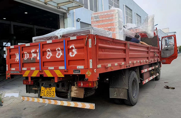 KW- 720双组份硅胶全自动点胶机