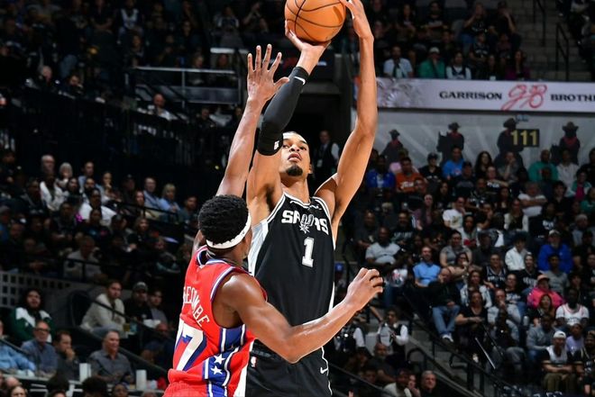 文班亚马伤退冲击MVP争夺 文班亚马伤退冲击MVP争