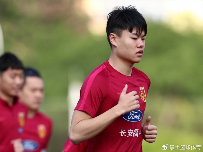 国安客场迎战浙江队 杨立瑜吴少聪伤缺引关注